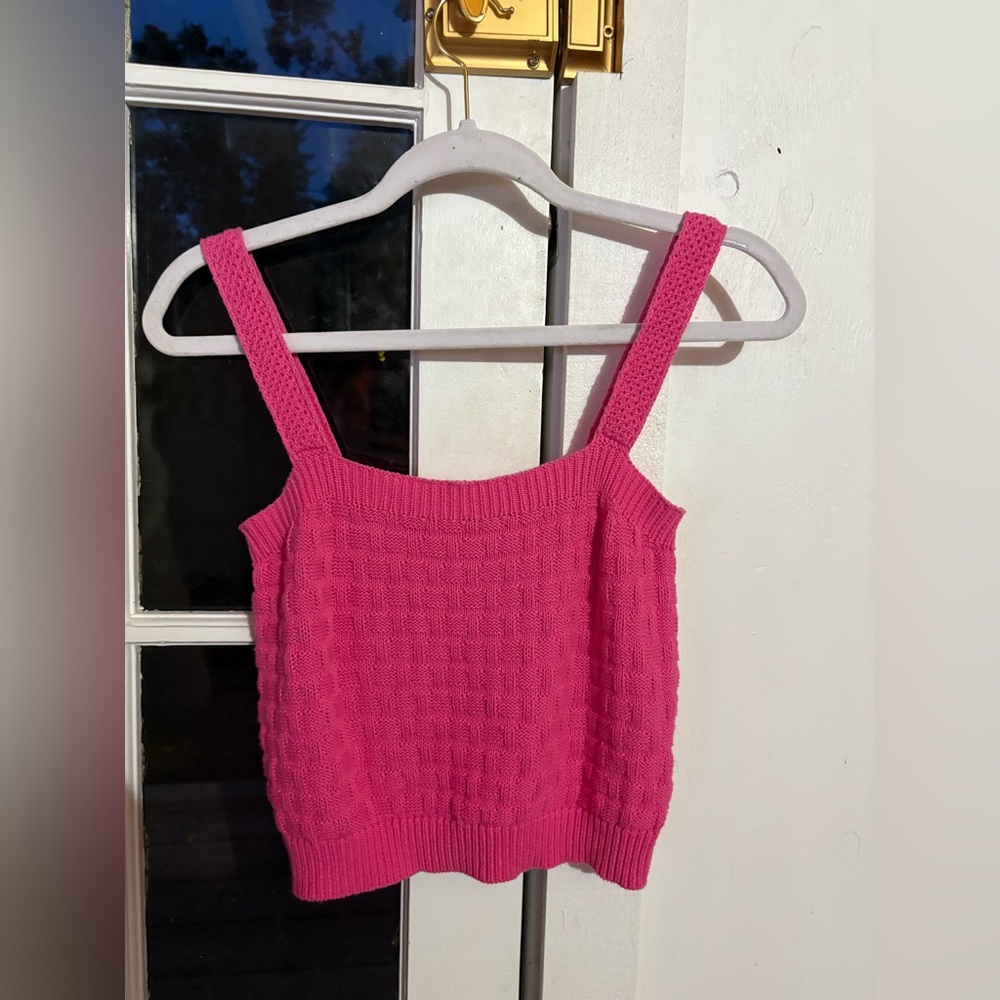 Brand new tags John + Jenn Knit Top